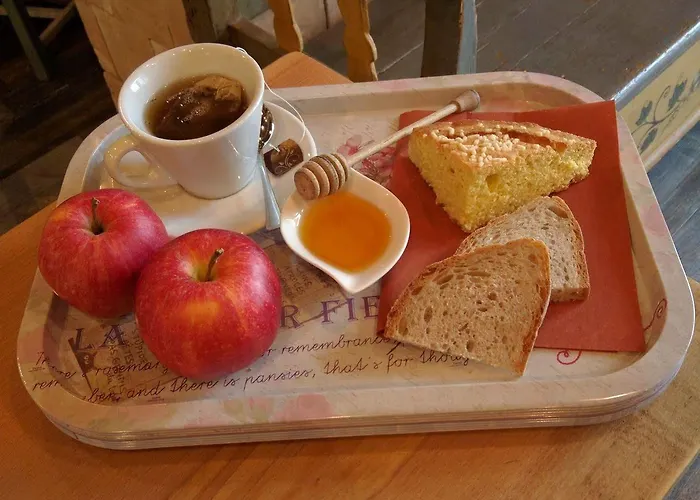 Отель Osteria Della Posta Poggio Picenze